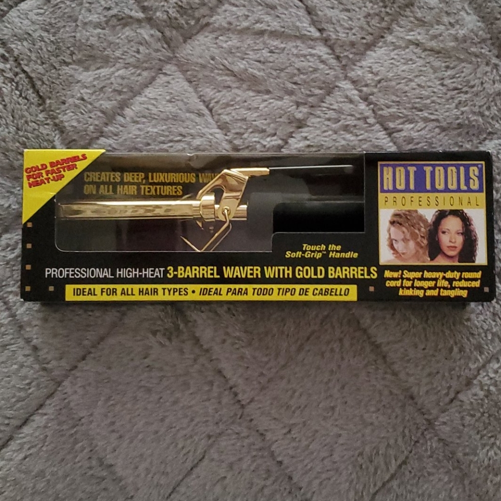 Hot Tools Professional 3 -Barrel Waver With Gold B